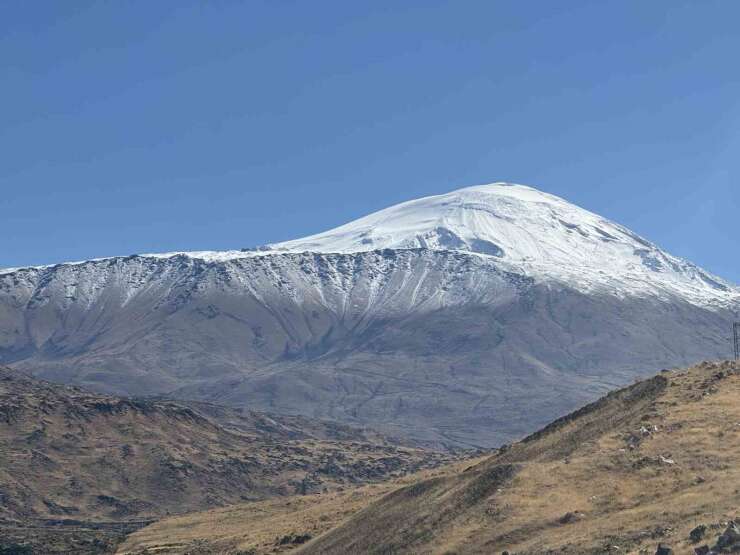 Ağrı Dağı beyaza büründü