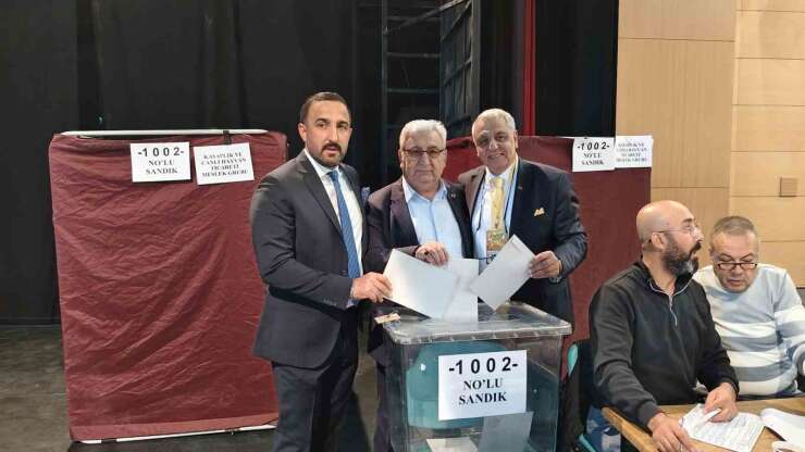 Sivas Ticaret Borsası seçimlerinde Karakaya güven tazeledi
