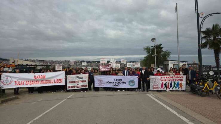 Samsun’da öğrenciler sağlıklı yaşam için yürüdü