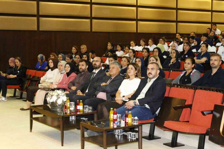 GAÜN Hastanesi’nde Emzirme Haftası sempozyumu düzenlendi