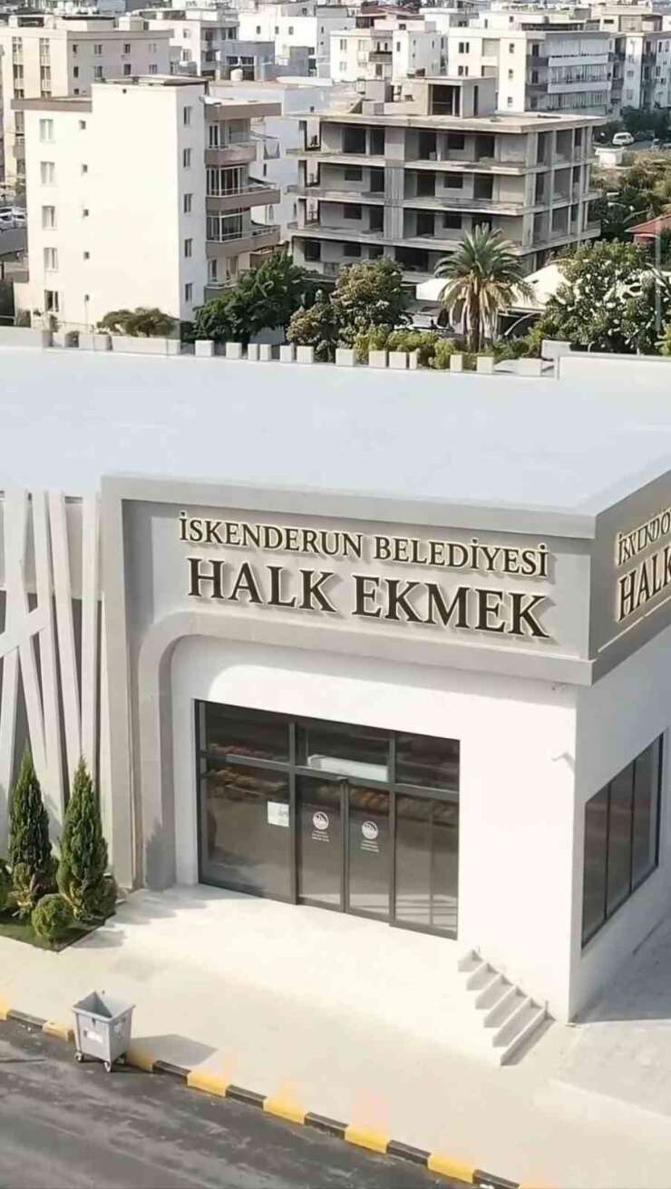 İskenderun’da Halk Ekmek fabrikası için ilk kepçe vuruldu
