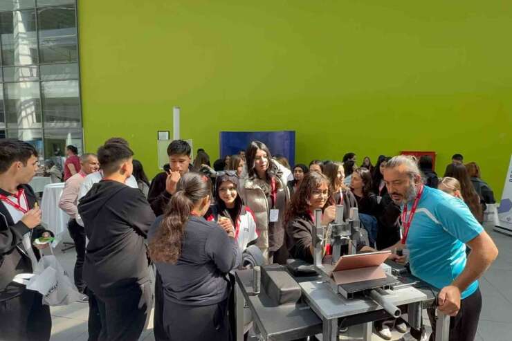 BŞEÜ’de yenilikçi buluşlar ESTEKFEST 2026’da tanıtıldı