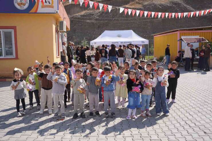 Kahta Belediyesi’nden anlamlı etkinlik