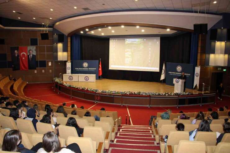 ADÜ’de öğrencilere yönelik oryantasyon ve bilgilendirme programları devam ediyor