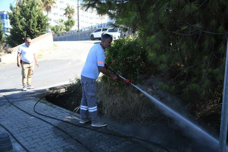 Kuşadası’nda yağmur suyu hatları yağışlara hazırlanıyor
