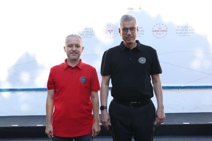 Düzce Sağlık Müdürü Yılmaz, Bakan Memişoğlu ile bir araya geldi
