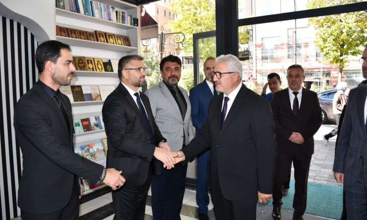 Kütahya İl Müftüsü Hasan İzmirli görevine başladı