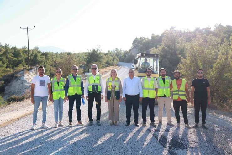 Başkan Doğan, Yeşilyayla-Hacıeyüplü arasındaki asfalt çalışmalarını inceledi