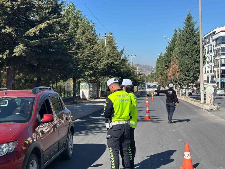 Tavşanlı trafik polisinden denetimler