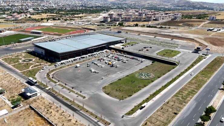 Elazığ Şehirler Arası Otobüs Terminali zirveye oturdu: Vatandaşlardan Şerifoğulları’na teşekkür