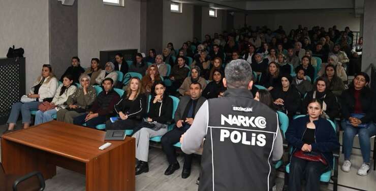 Erzincan’da okul bahçe sorumlularına eğitim verildi