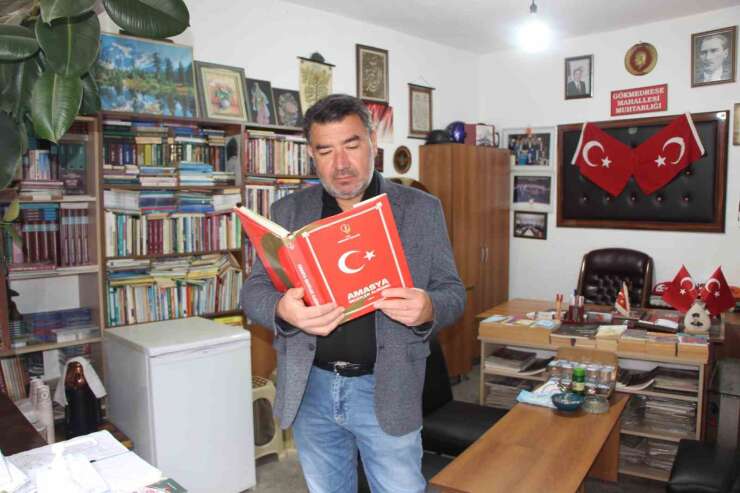 5 bin kitap toplayıp muhtarlığı mini kütüphaneye dönüştürdü