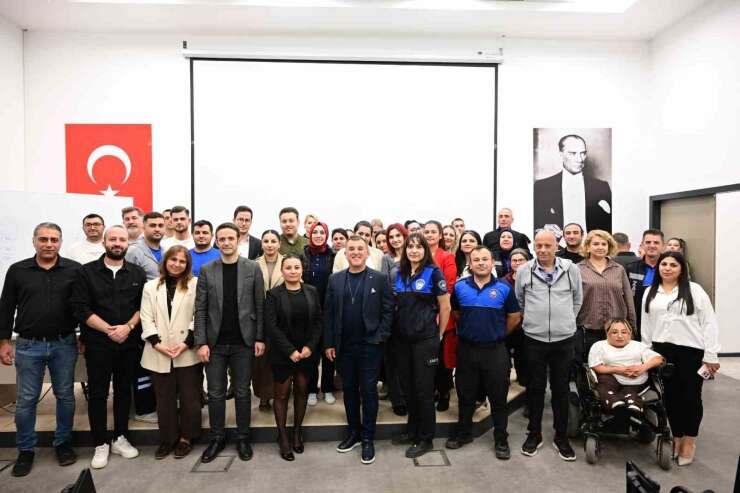Manisa Büyükşehir personeline disleksi eğitimi