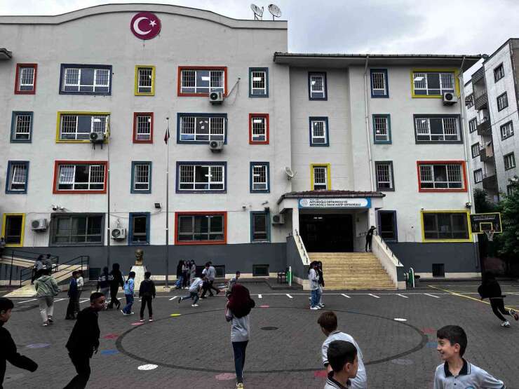 Cizre’de öğrencilere uygulamalı afet bilinci eğitimi