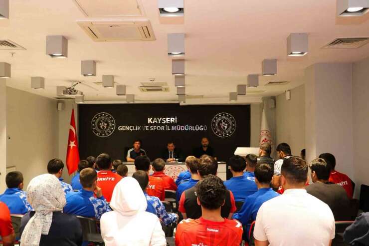 Kayseri’de Güreş Değerlendirme Toplantısı yapıldı