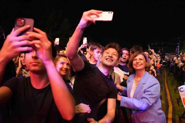 Başkan Ayşe Ünlüce Türkiye’nin ilk 5’inde
