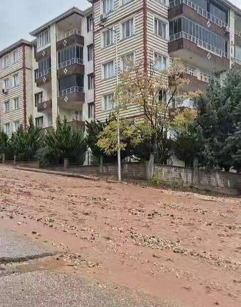Adıyaman’da şiddetli yağış taşkına neden oldu