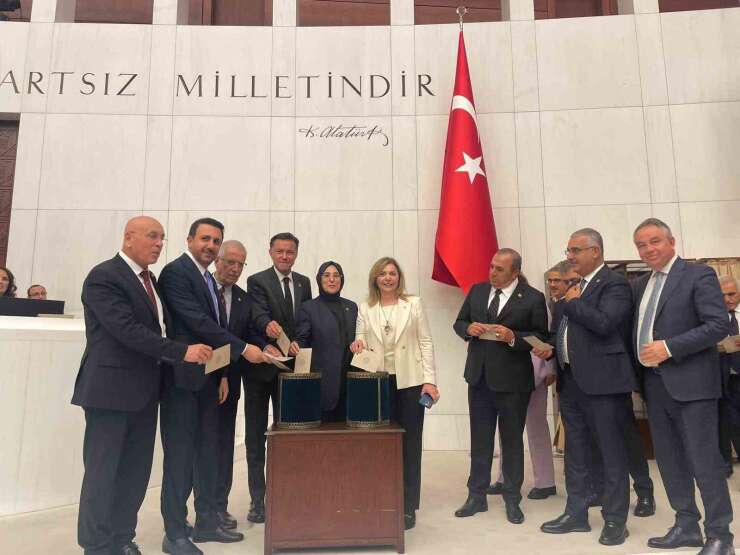 Milletvekili Hatipoğlu’nun TBMM mesaisi sürüyor