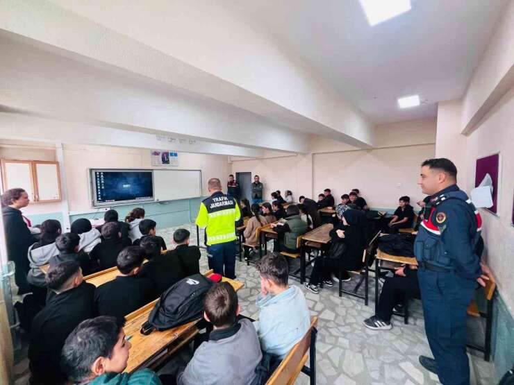 Çobanlar’da "Trafik Dedektifleri Projesi" eğitimi