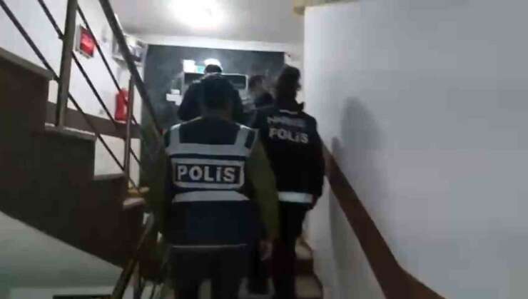 Bolu’da silah ve suç paylaşımı yapan şahıslara operasyon: 21 gözaltı