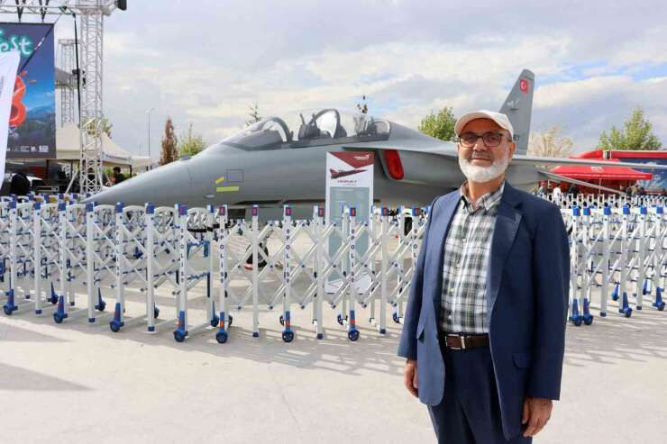 Hürjet’i gören vatandaş duygulandı: "Türk vatandaşı olarak, Türk millet olarak seviniyoruz"