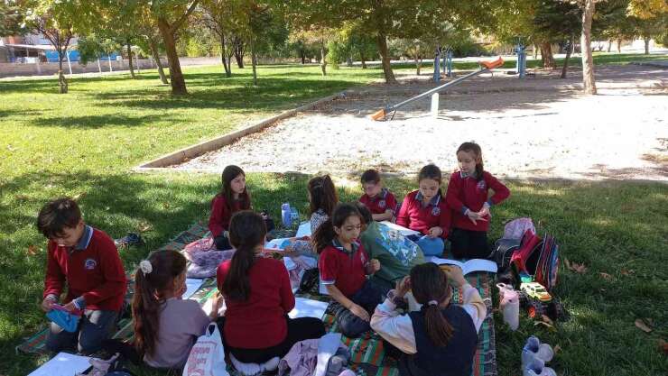 Minikler hem oynadı hem sağlıklı beslenmeyi öğrendi