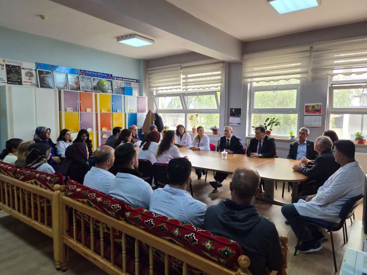 vali-polat-gazi-ahmet-muhtar-pasa-ilkokulu-ziyareti
