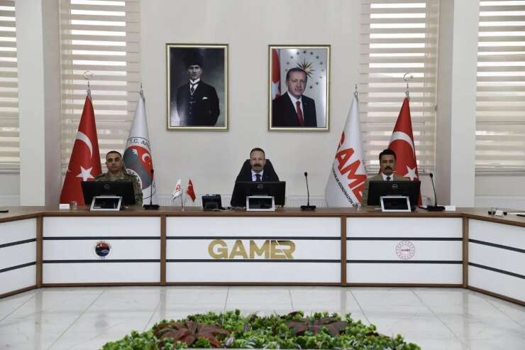 Ardahan’da genişletilmiş İl güvenlik ve asayiş toplantısı yapıldı
