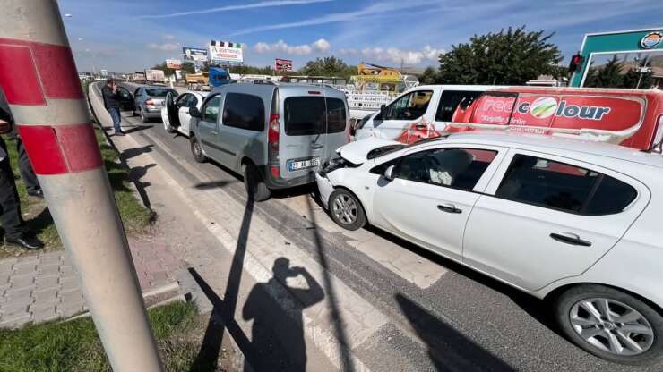 Elazığ’da zincirleme trafik kazası