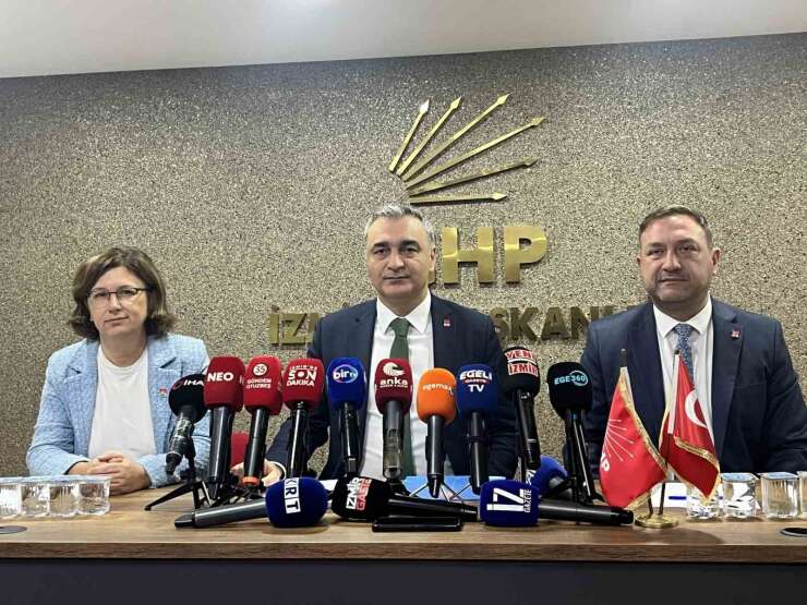 CHP’li Sarı: "Özgür Özel İzmir halkından özür dileyecek"