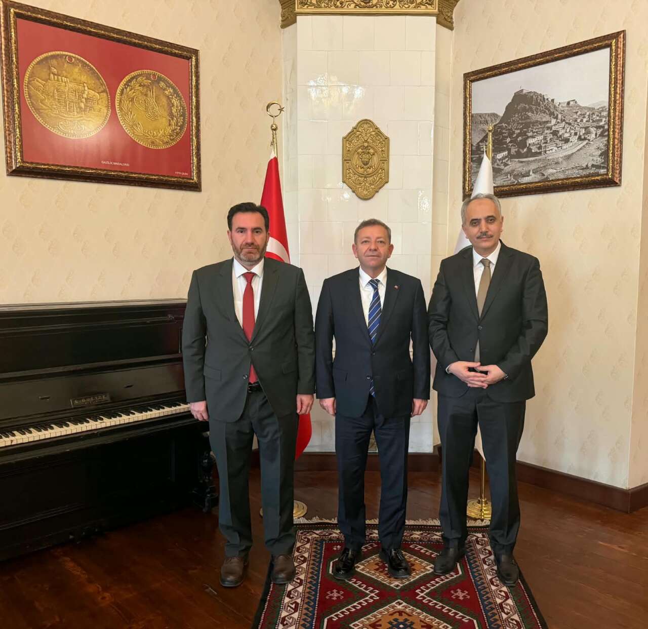 vali-polat-hamza-bayram-kabul