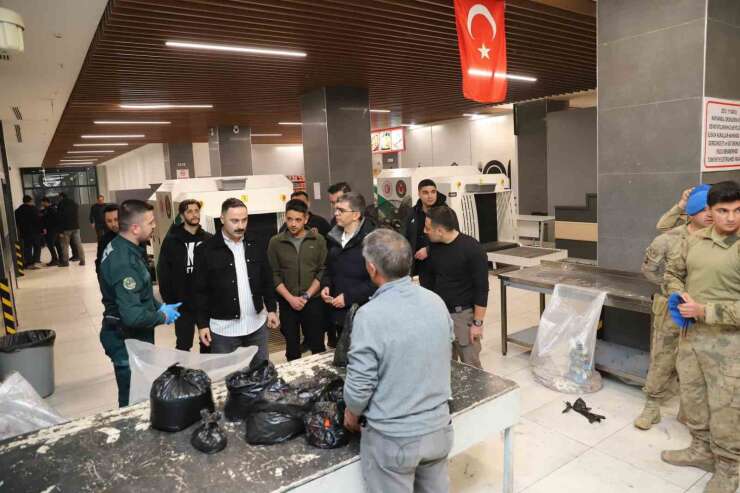 Doğubayazıt Kaymakamı Ayvat’tan Gürbulak Gümrük Kapısı’nda inceleme