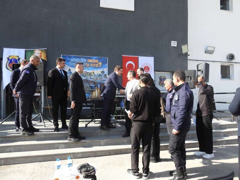 kars-acik-ceza-infaz-kurumu-ucuncu-konser