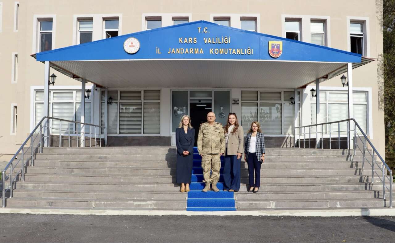 kars-kizilay-halil-coskun-ziyareti