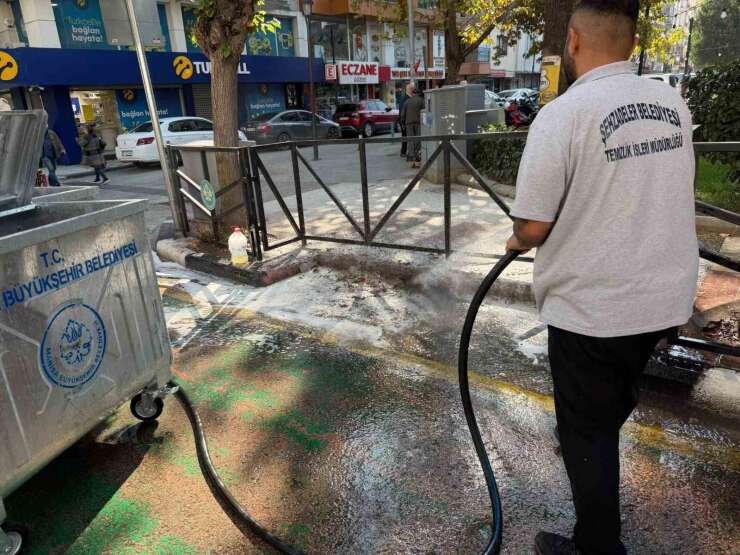 Şehzadeler’de temizlik seferberliği