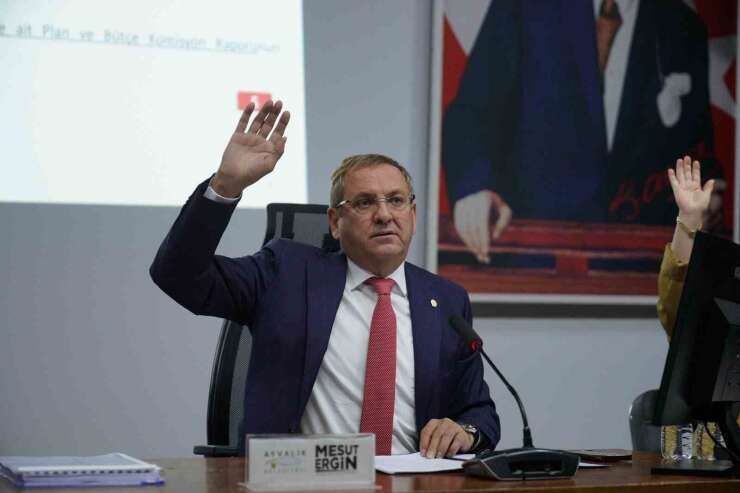 Ayvalık Belediyesi’nin 2027 yılı bütçesi 3 milyar 100 milyon TL olarak kabul edildi