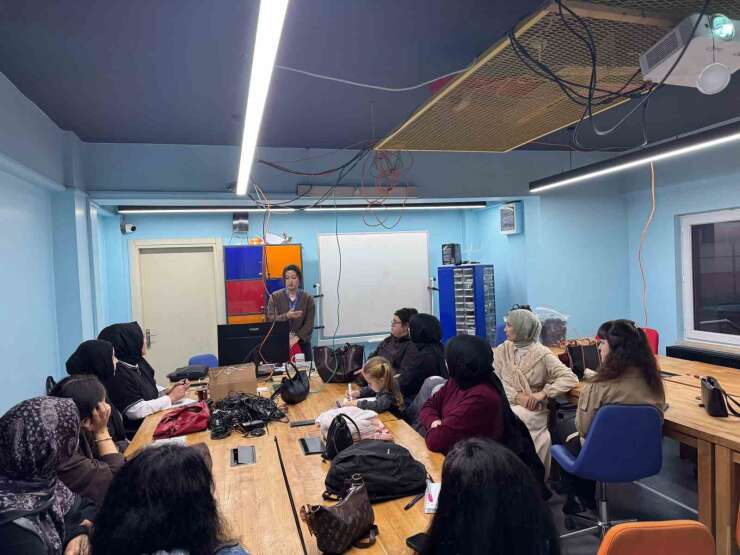 Düzce’de gençlere yapay zeka eğitimi başladı