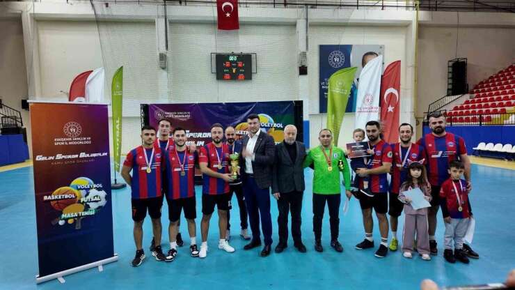 Eskişehir’de Kamu Spor Oyunları Futsal Müsabakaları tamamlandı