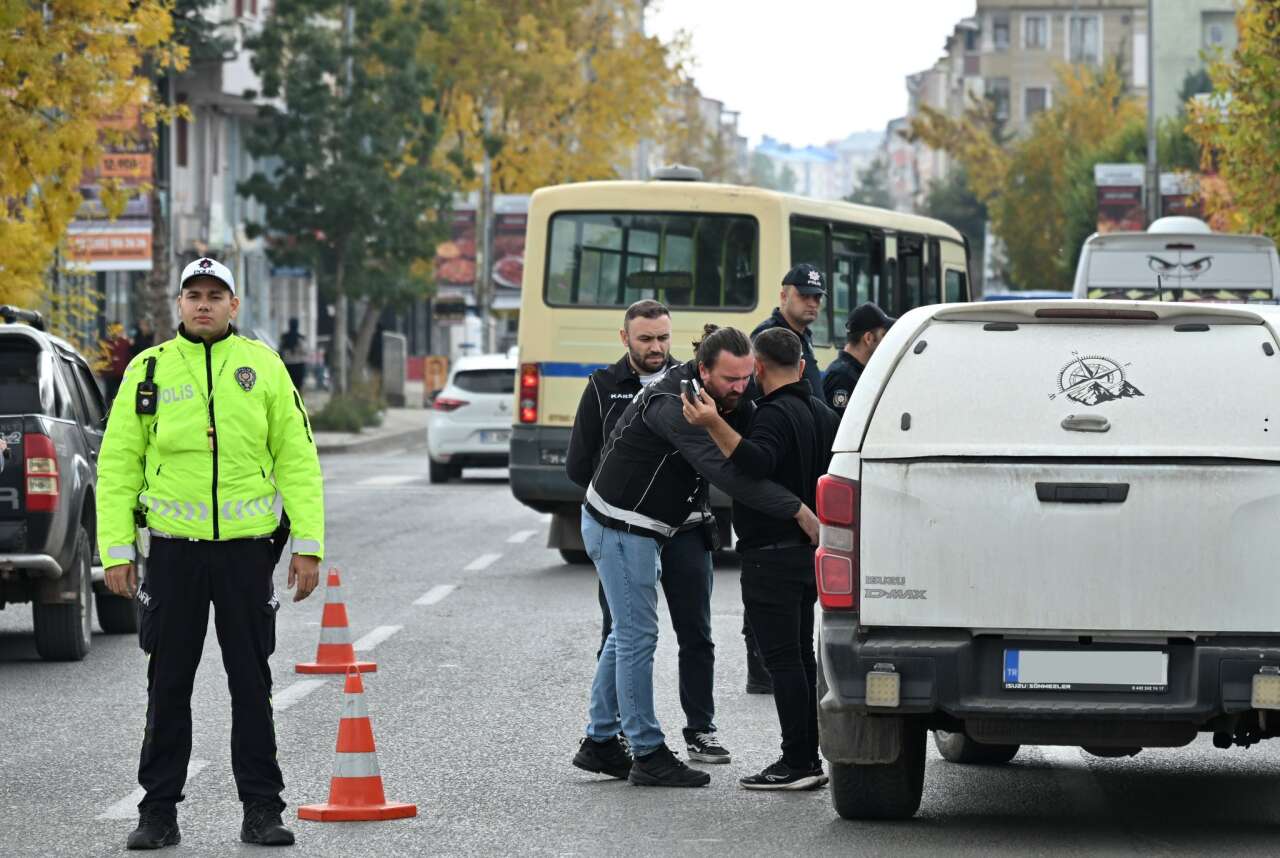 kars-okul-cevreleri-polis-denetimi