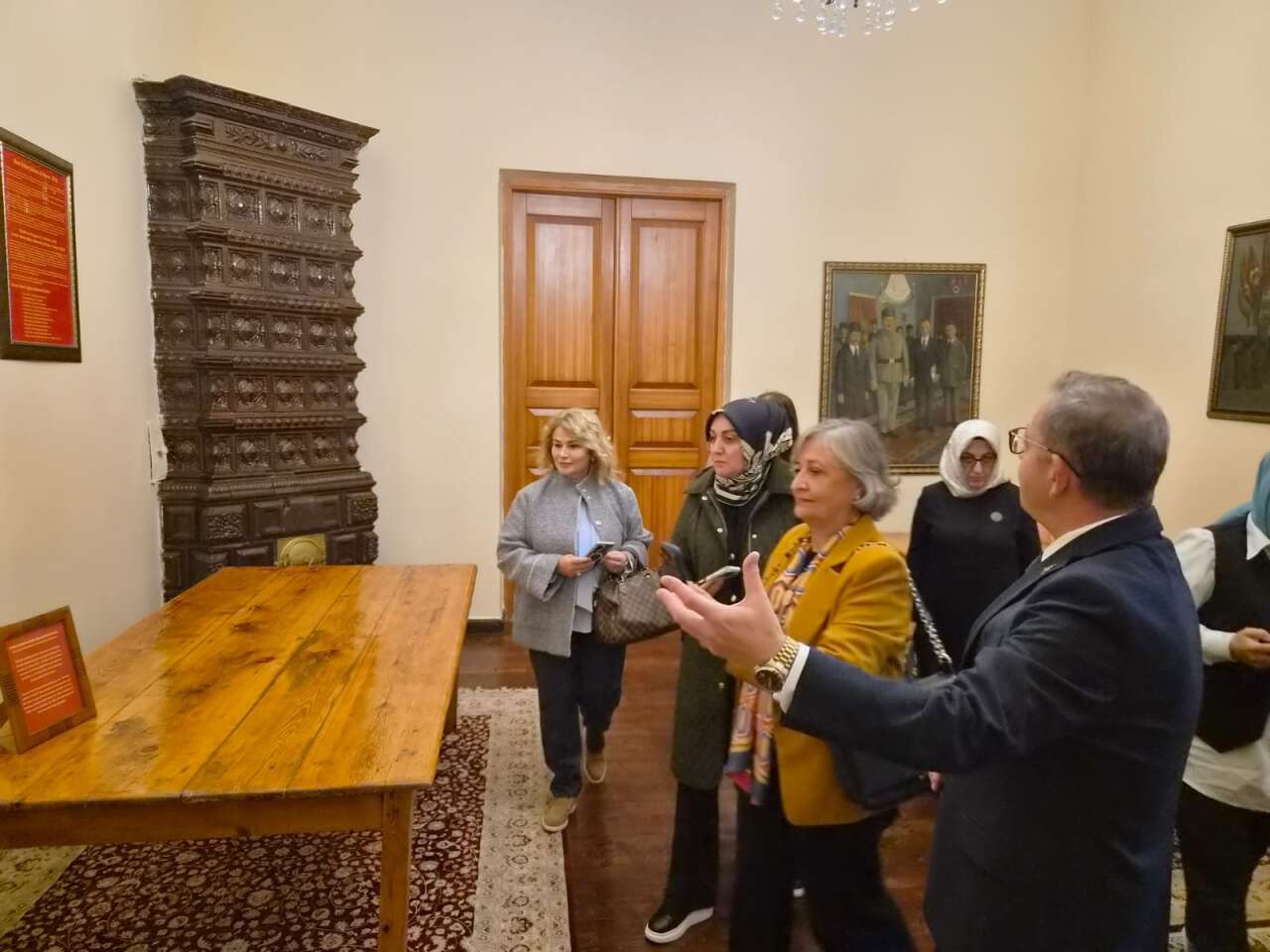 vali-polat-togemder-heyetini-kabul-etti