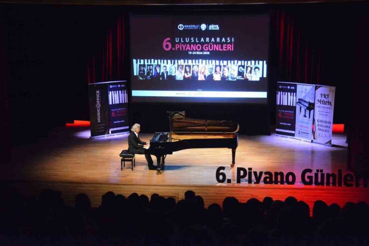 6. Uluslararası Piyano Günleri’nde Sebastiano Brusco’dan ’Liebestraum’ resitali