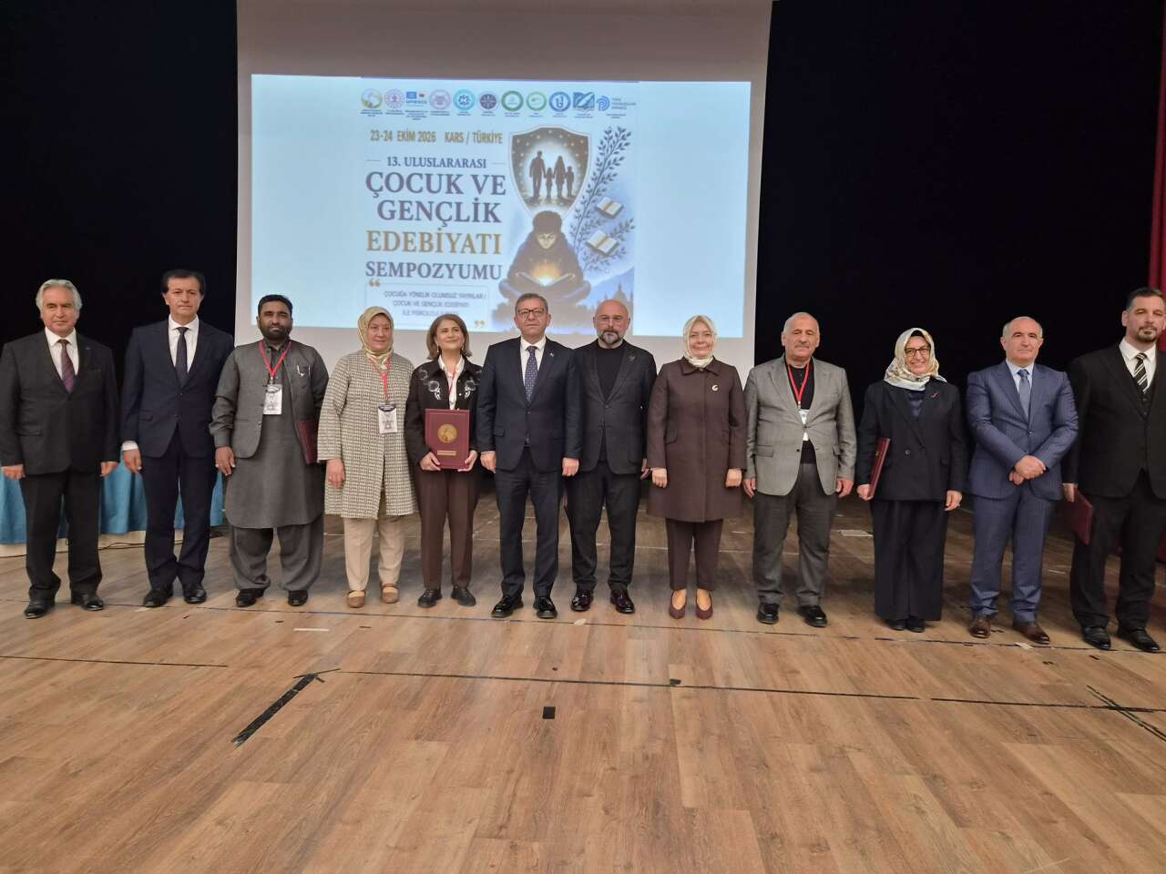kars-cocuk-genclik-edebiyati-sempozyumu