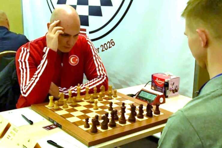 Mersinli milli sporcu Egemen Gülden’den NATO Satranç Şampiyonasında büyük başarı