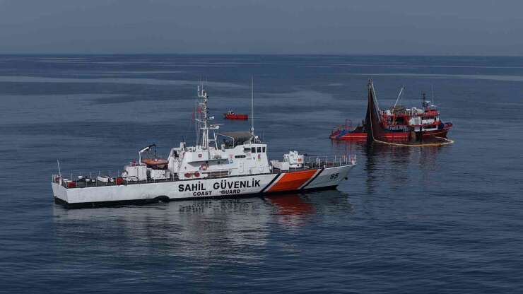 Sahil Güvenlik’ten balıkçılara palamut denetimi