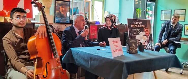 ‘Anılar Mekansız Kaldı’ kitabı okurla buluştu