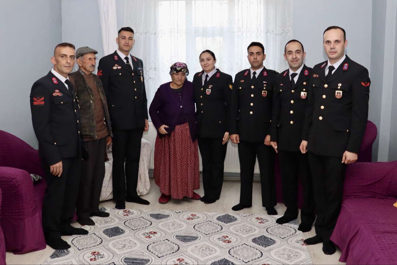 kagizman-jandarma-sehit-aileleri-ziyareti