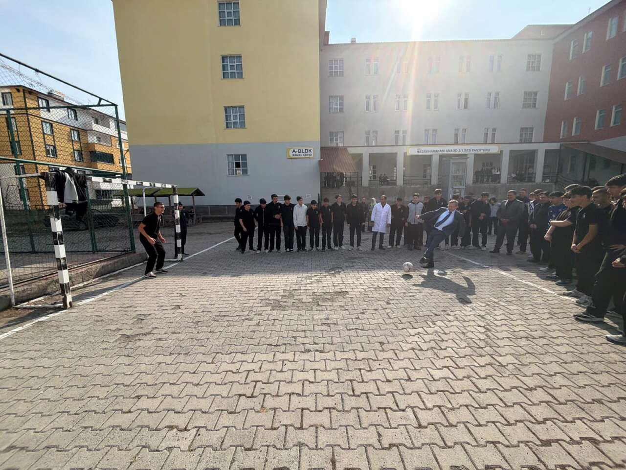 vali-polat-hasan-harakani-anadolu-lisesi