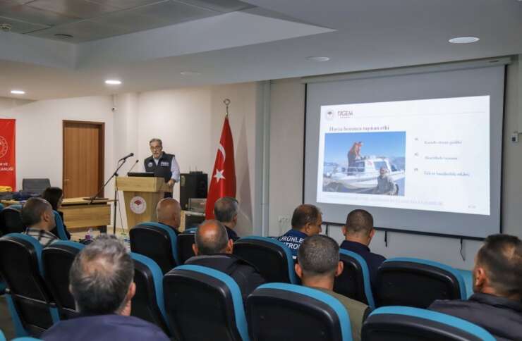 Bingöl’de su ürünleri üreticilerine balık hastalıkları ve yetiştiricilik eğitimi verildi