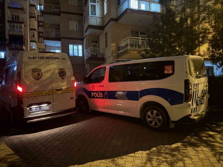 Yalnız yaşayan yaşlı kadın evinde ölü bulundu